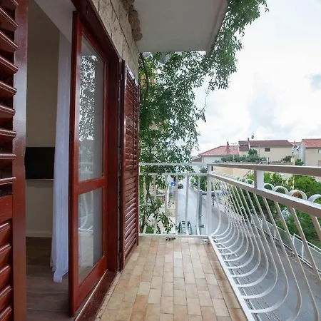 Tina * Podgora (Split-Dalmatia)